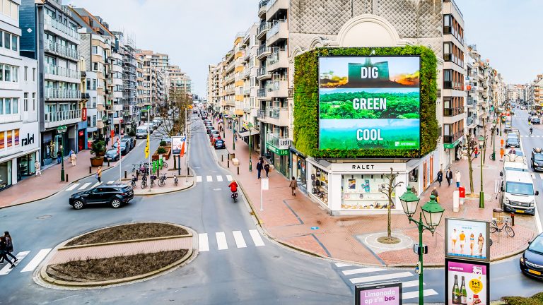 blowUP media Benelux launches giant digital screen “The Green” in 100m² living garden